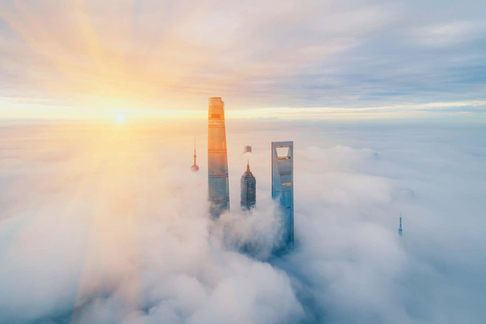 Using Knowledge Graphs to Achieve Operational Resilience